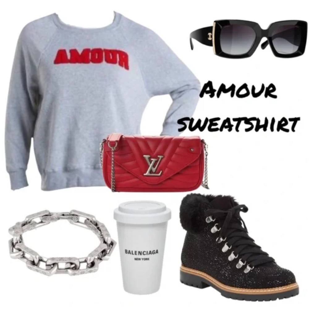 Amour Sweatshirt - Size XL